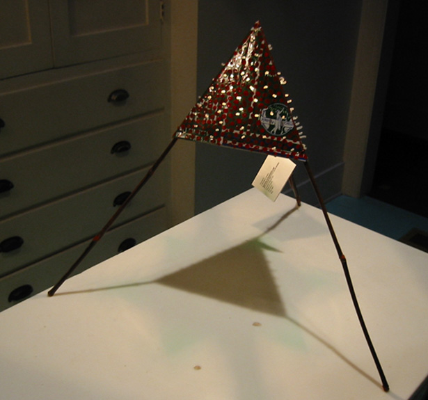 Tetrahedron Lamp